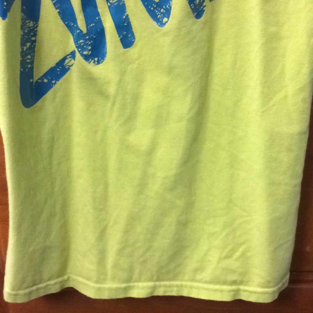 Exercise tops - Picture 5 of 6